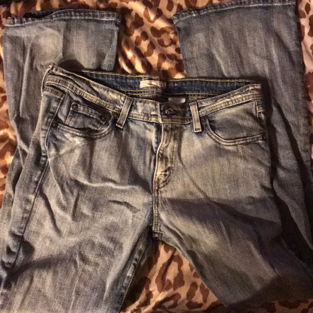 Levi jeans